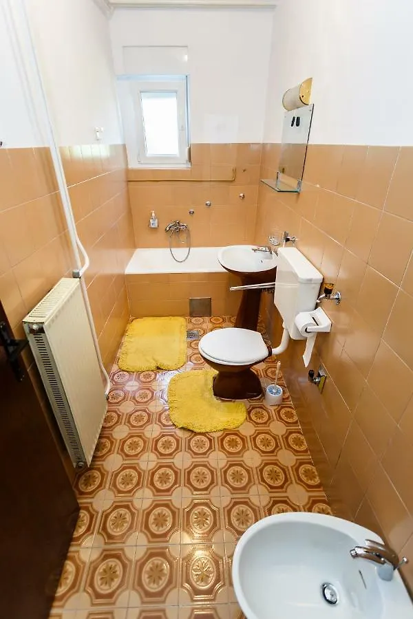 Appartamento Apartmani Jelica Krk Town Croazia