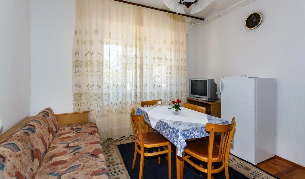 Appartamento Apartmani Jelica Krk Town